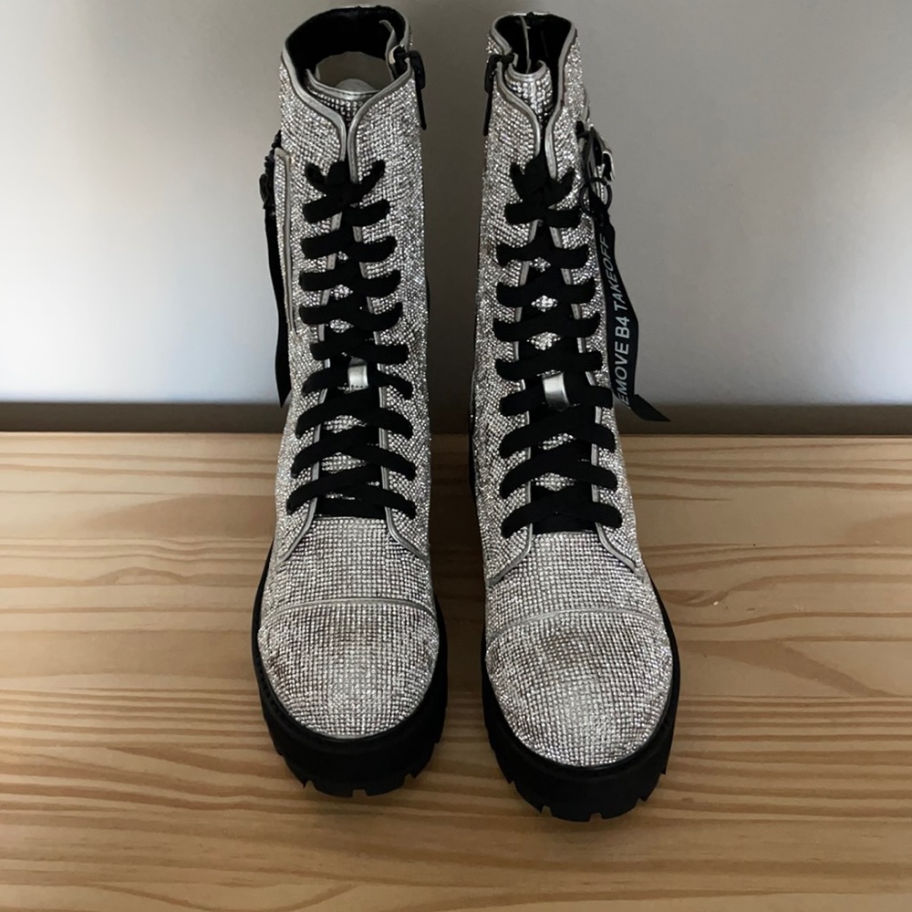 Brand new in box glitter boots. Size 9